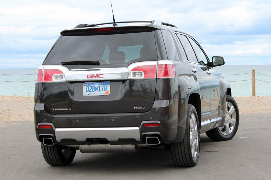  GMC Terrain Denali 2013 года  (фото 14 из 60)